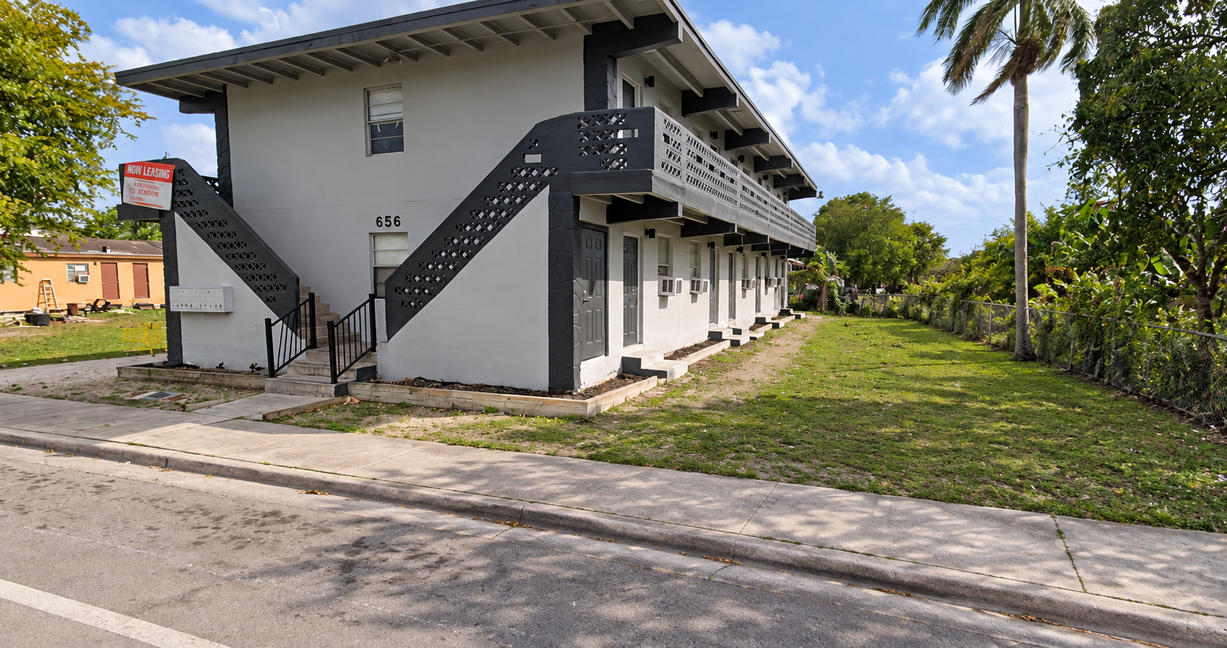 656 SW Avenue C Pl - Unit 7