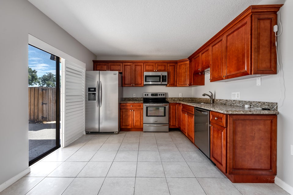 117 1st Way - 1