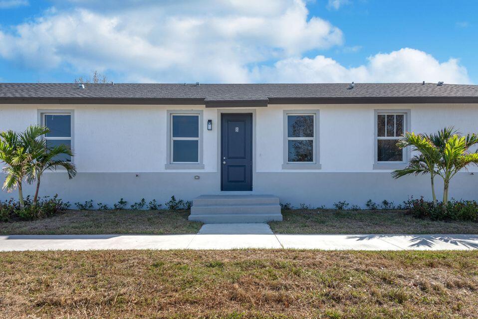 260 Rotonda Boulevard West Unit B (NEW)