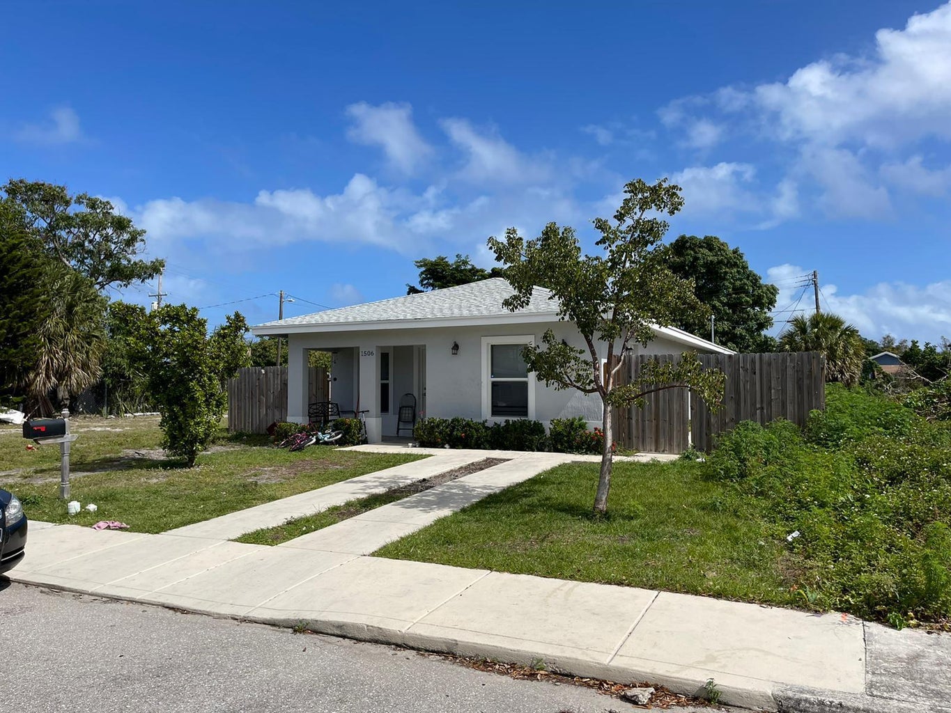 Property thumbnail image