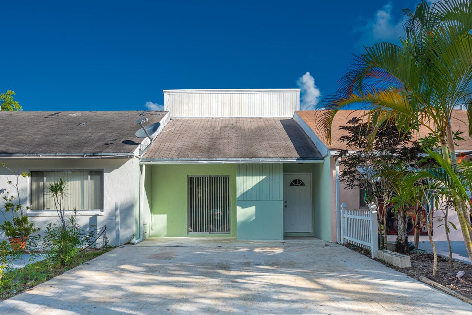 5847 South 37th Street